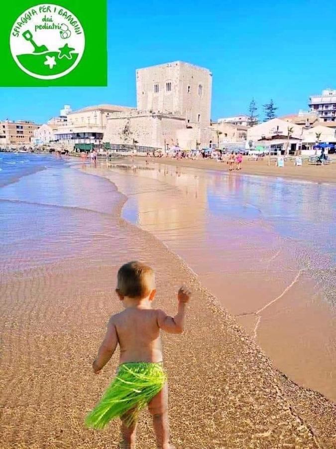 A Pozzallo Vicino Al Mare Exterior foto
