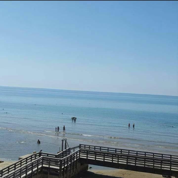 A Pozzallo Vicino Al Mare Exterior foto